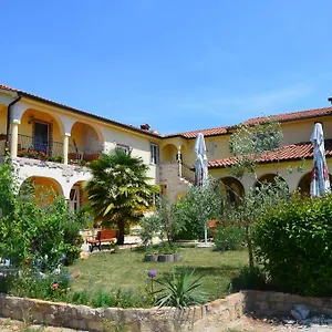 Apartmenthaus Sabine Apartment